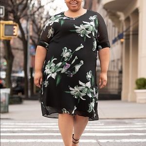 Lily Chiffon V-Neck Short Sleeves Lined Dress